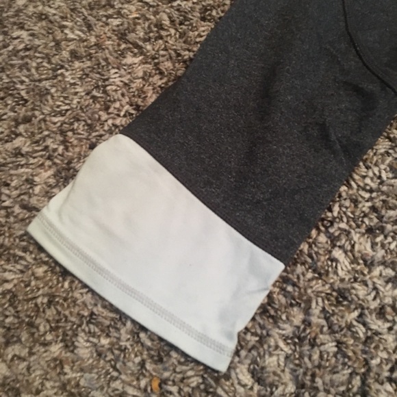 LEGGINGS - Picture 2 of 6